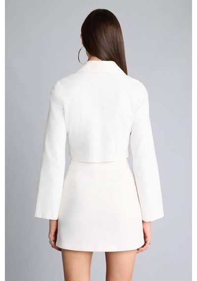 Defacto Afra X Defacto Fıtted Gömlek Yaka Gabardin Blazer Ceket H3099ax26smwt84 Beyaz-wt84 Defacto Afra X Defacto Fıtted Gömlek Yaka Gabardin Blazer Ceket H3099ax26smwt84 Beyaz-wt84