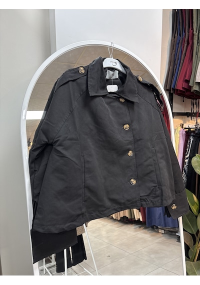 Nirva Butik Kadın Kısa Düğmeli Trenç Siyah