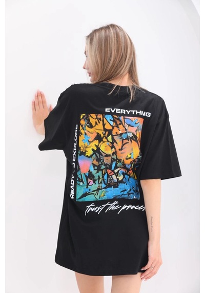 Novalisse Kadın Bisiklet Yaka Baskılı Oversize T-shirt - Siyah Çoklu Renk