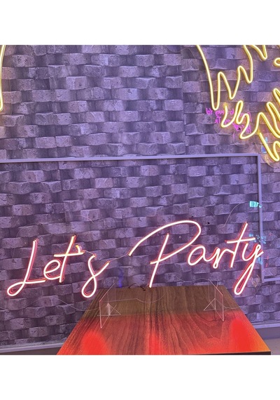 Let S Party Yazılı Neon Tabela Kırmızı