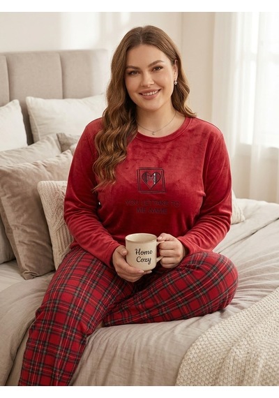 Büyük Beden Likralı Yumuşak Dokulu Uzun Kollu Kadife Pijama Takımı Kırmızı Büyük Beden Likralı Yumuşak Dokulu Uzun Kollu Kadife Pijama Takımı Kırmızı