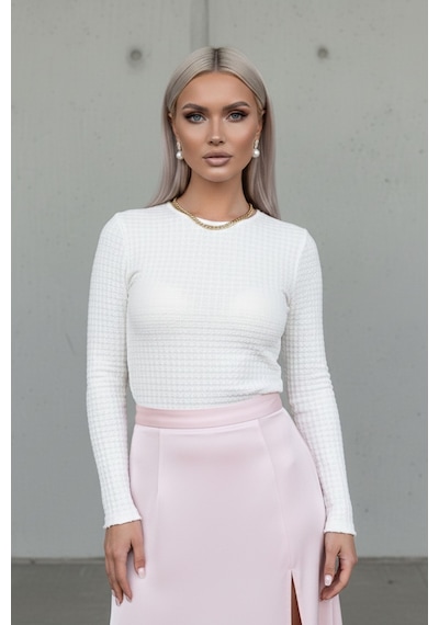 Kadın Beyaz Dokulu Bisiklet Yaka Uzun Kollu Slim Fit Body - Kadın Bluz Krem