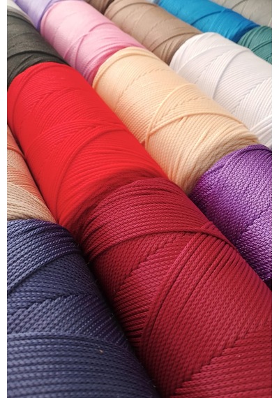 2 Mm - 200 Gr Polyester Beyaz Makrome Ipi Polyester Makrome Ip Supla Ip Ve Çanta Ipliği