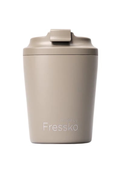 Made By Fressko Piccolo Yalıtımlı Yeniden Kullanılabilir Kahve Bardağı, Sip, Haki, 118 Ml Bpa İçermez, Sıcak Ve Soğuk İçecekler İçin, Ölçü Çizgileri, Kafelere Uygun Tasarım, Krem