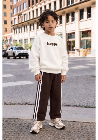 Zuzunga Unisex Çocuk Happy Yazı Baskılı Sweatshirt Ve Şerit Detaylı Bol Paça Eşofman Takımı BEYAZ