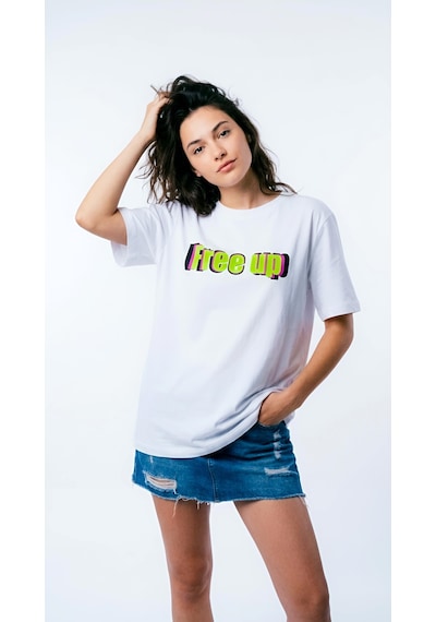 Kadın Beyaz Bisiklet Yaka Slogan Baskılı Oversize Tişört