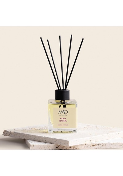 Mona Rosa Ortam Kokusu Elma, Gül Ve Paçuli İle Canlandırıcı Ve Romantik Bir Atmosfer-bambu Çubuklu 120 Ml