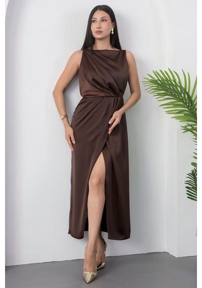 Kalopya Kare Yaka Beli Büzgülü Yırtmaçlı Elbise Yzc25y223 Kahve