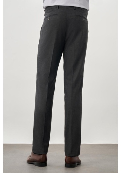 İmza Koyu Antrasit Düz Bez Ayağı Esnek Yan Cep Slim Fit Classic Pantolon 1003245207 070 Koyu Antrasit İmza Koyu Antrasit Düz Bez Ayağı Esnek Yan Cep Slim Fit Classic Pantolon 1003245207 070 Koyu Antrasit