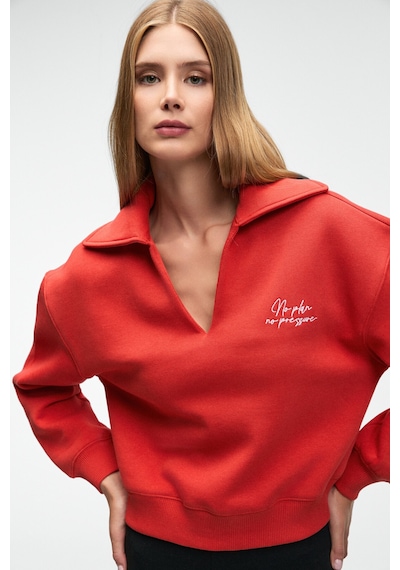 Grımelange HANEL Kadın V Gömlek Yaka Nakış Detaylı Regular Fit Kırmızı Sweatshirt