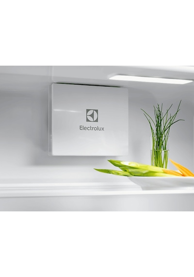 Electrolux LND5FE18S 269 LT Low Frost Ankastre Buzdolabı Beyaz