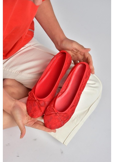 Fox Shoes Y726785206 Kırmızı Dantelli Kadın Babet