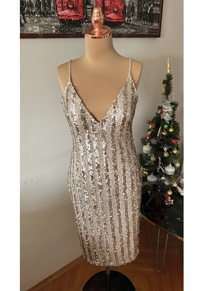 Chica Rosa Fashion Dore Işıltılı Pullu Askılı Midi Elbise