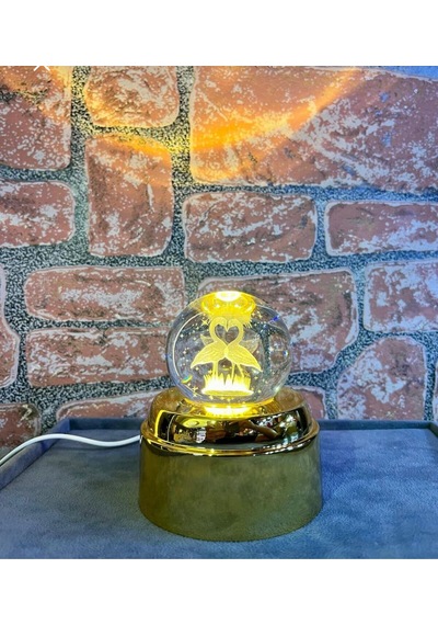Mobgift 360 Derece Dönen Sarı Led Işıklı Gold Standlı Usb'li Kristal Filamingo Cam Küre Çok Renkli