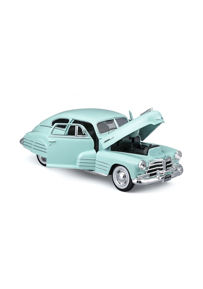 1:25 1948 Chevrolet Fleetline Aerosedan Açık Yeşil 32921-01
