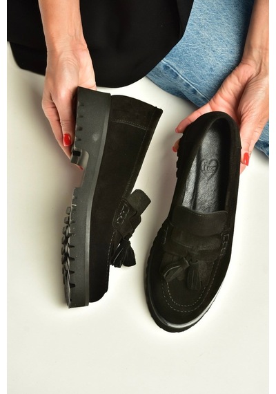 Fox Shoes Z944014461 Siyah Süet Kalın Tabanlı Püsküllü Loafer Ayakkabı