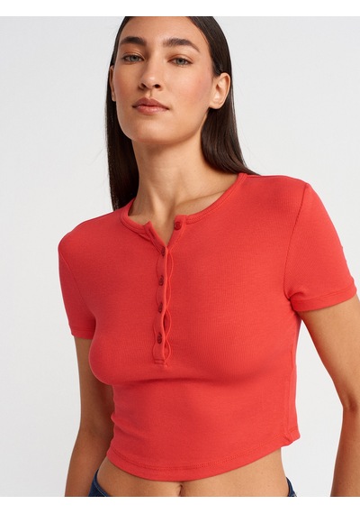 Dilvin 31647 Düğme Detaylı Crop Top-kırmızı Kirmizi