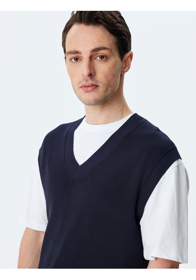 Koton V Yaka Regular Fit Viskon Karışımlı Triko Süveter Lacivert 5sam70013ht