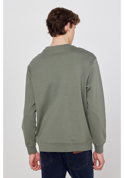 Wrangler Pamuklu Regular Fit Normal Kesim Bisiklet Yaka Logo Detaylı Sweatshirt Haki Wrangler Pamuklu Regular Fit Normal Kesim Bisiklet Yaka Logo Detaylı Sweatshirt Haki