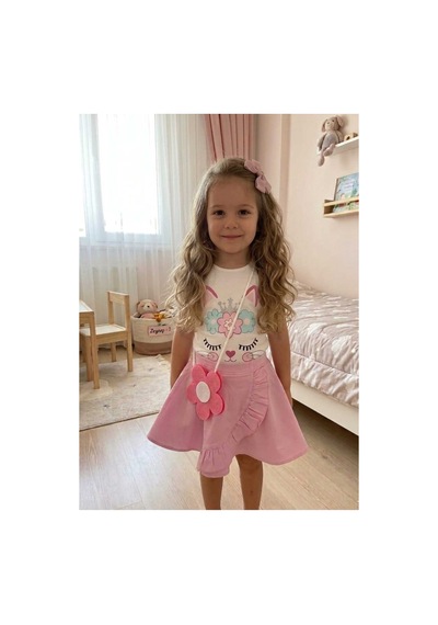 Retro Women Kız Çocuk Pembe Desenli Beyaz Şık Keten Şort Çantalı Doğum Günü Kutlama Prenses Günlük Tşirt Şortetek Takım Pembe Retro Women Kız Çocuk Pembe Desenli Beyaz Şık Keten Şort Çantalı Doğum Günü Kutlama Prenses Günlük Tşirt Şortetek Takım Pembe