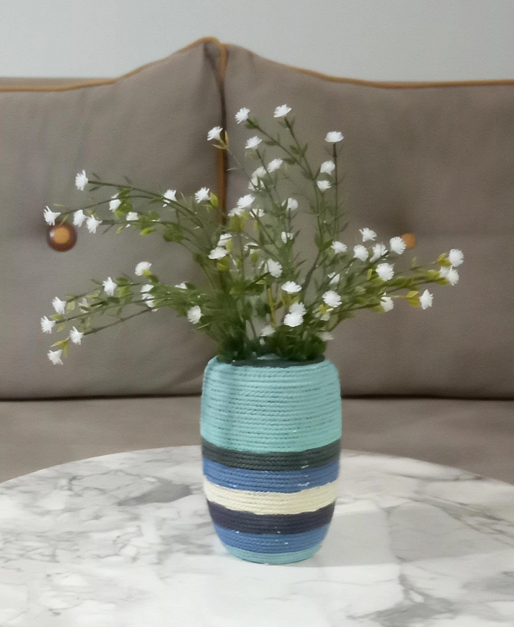 2 Adet Vazo Dahil,vazoda Çiçek,beyaz Yapay Çiçek,vazo Dekoratif Mavi Örgü Poliresin 7x7x16cm Çok Renkli