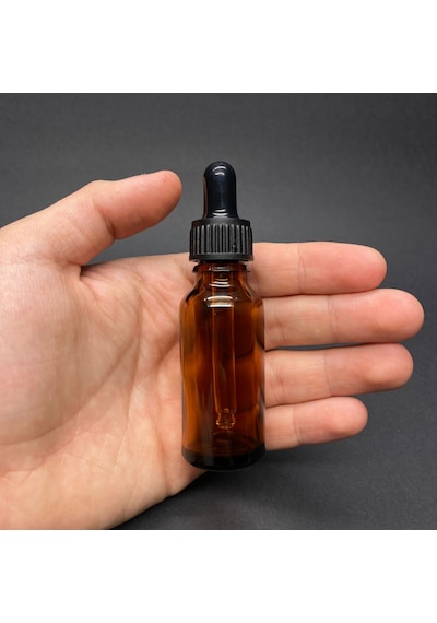 Kahverengi Cam Damlalıklı Şişe Siyah Plastik Kapak  20 ML