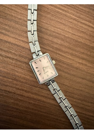 Retro Minimal Boncuk Kordon Vintage Kadın Kol Saati Altın 55803649