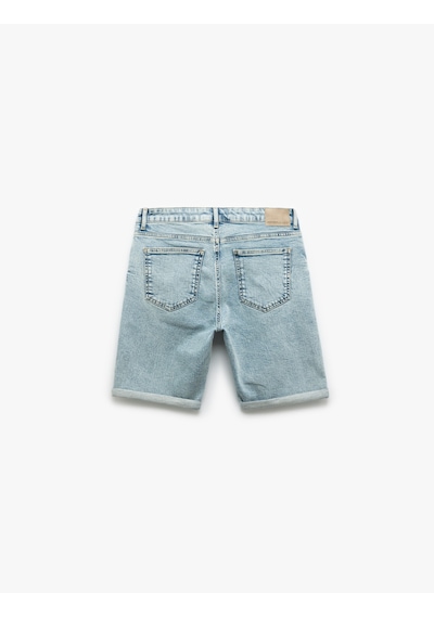 Koton Pamuklu Slim Fit Katlamalı Paça Bermuda Jean Şort Bleach 5sam40002ıd Açık Mavi