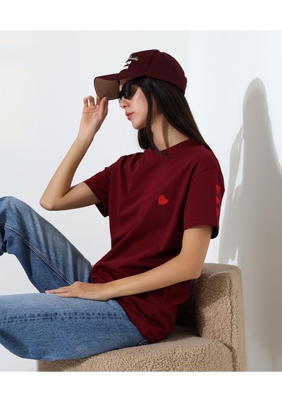 Kadın Kalp Nakışlı Bisiklet Yaka T-shirt Kırmızı
