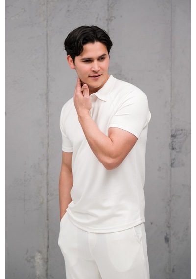 Mass Plus Regular Fit Likralı Kendinden Çizgili Yarım Baggy Pantolonlu T-shirt Takım Beyaz Mass Plus Regular Fit Likralı Kendinden Çizgili Yarım Baggy Pantolonlu T-shirt Takım Beyaz