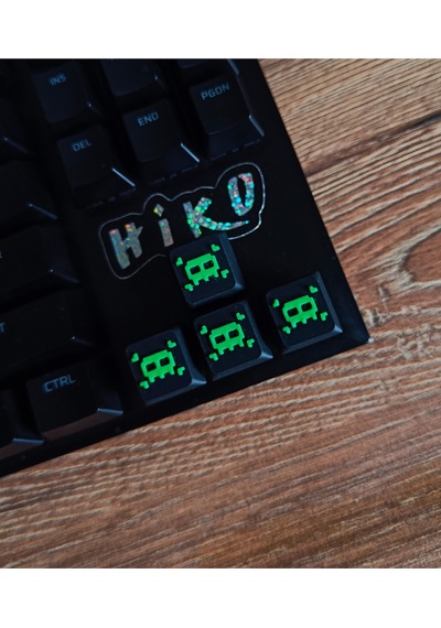 2 Adet Neon Yeşil Piksel Kuru Kafa Desenli Retro Mekanik Klavye Tuşu