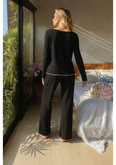 Moda Dua Kadın Siyah Fiyonklu İç Çamaşırı Ve Uzun Kollu V Yaka Pijama Takımı 4'lü Set