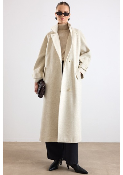 Olcay Dik Yaka Pat Detaylı Oversize Kaban Bej Melanj 3177