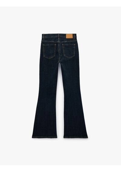 Koton Pamuklu Dar Kesim Düğmeli Cepli İspanyol Paça Denim Pantolon - Flare Jeans Koyu İndigo 7sal40024md Koton Pamuklu Dar Kesim Düğmeli Cepli İspanyol Paça Denim Pantolon - Flare Jeans Koyu İndigo 7sal40024md