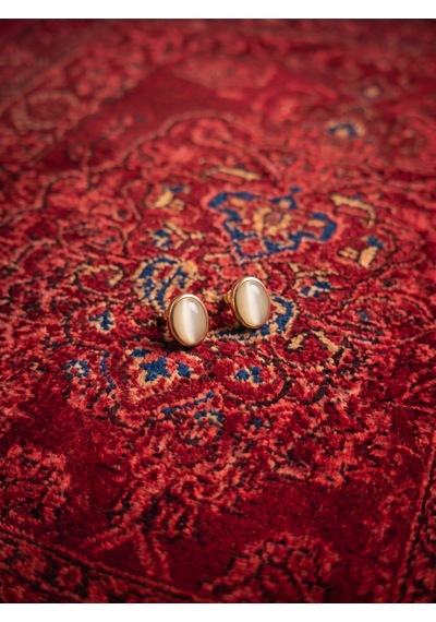 Altın Renk Doğal Taş Efektli Vintage Günlük Küpe
