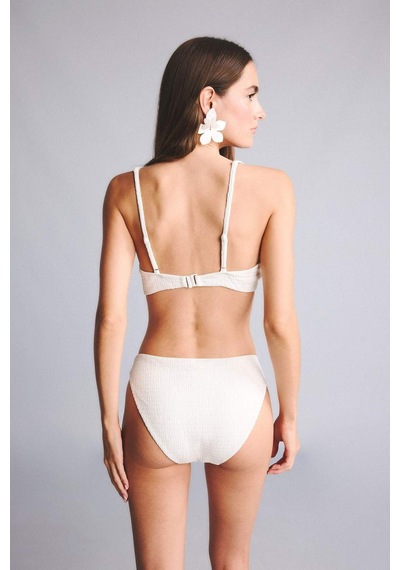 Defacto Regular Fıt Kırışık Dokulu Kumaş Kapalı Beyaz Bikini Altı G5349ax26smwt16 Beyaz-wt16