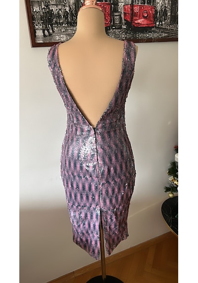Chica Rosa Fashion Renkli Pullu V Yaka Midi Elbise Pembe - Siyah
