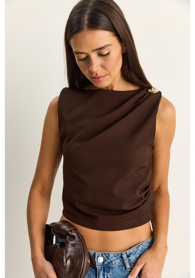 Shade Kadın Metal Aksesuarlı Drape Detaylı Gizli Fermuarlı Bluz 20206 60286133 - Acı Kahve Çok Renkli Shade Kadın Metal Aksesuarlı Drape Detaylı Gizli Fermuarlı Bluz 20206 60286133 - Acı Kahve Çok Renkli