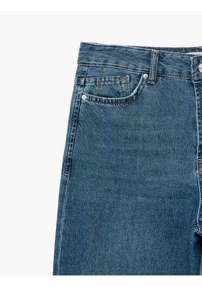 Koton Pamuklu Normal Bel Düğmeli Düz Paça Denim Pantolon - Straight Fit Jean Orta İndigo 7wal40093md Koton Pamuklu Normal Bel Düğmeli Düz Paça Denim Pantolon - Straight Fit Jean Orta İndigo 7wal40093md