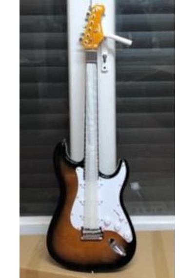 Karma Markalı Karma Renkli Strat Kasa Elektro Gitar