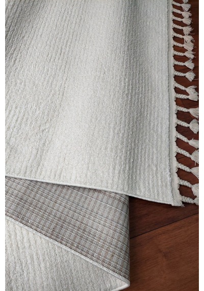 Beyaz Renkli Soft Iskandinav Peluş Dokulu Makine Halısı-695