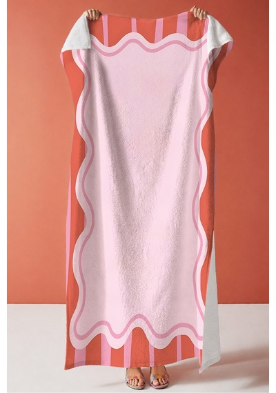 Modern Çizgili Pembe Plaj Havlusu - Minimalist Dalgalı Form Mercan Tonlu Hızlı Kuruyan Havlu Örtü Sessiz Kıyısı