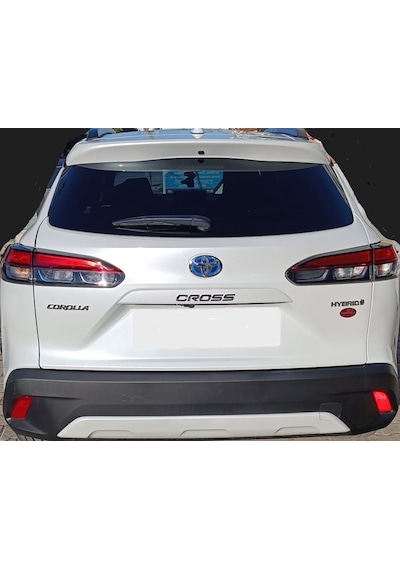Toyota Corolla Cross İçin Uygulanabilir Krom Cross Yazısı