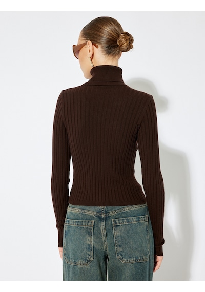 Koton Koton X Sima Tarkan - Balıkçı Yaka Triko Kazak Uzun Kollu Slim Fit Kahverengi 5wak90512ht Kahve