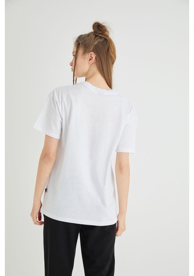 Hello Kitty Lisanslı Baskılı Basic Beyaz T-shirt Kalıp Pamuk Renkli