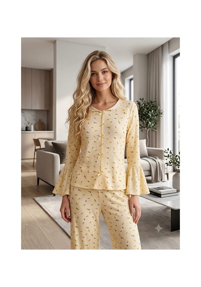 Kadın Uzun Kollu Desenli Fiyonk Detaylı Kaşkorse Kumaş Pijama Takımı Sarı