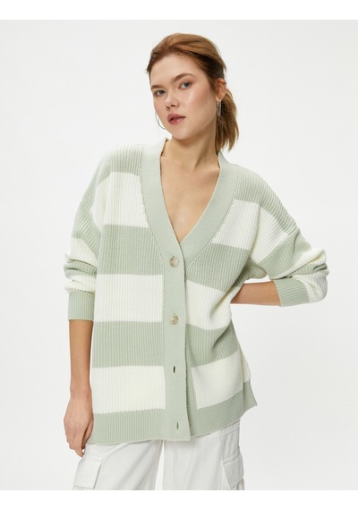 Koton Oversize Triko Hırka Düğmeli V Yaka Uzun Kollu Yeşil Çizgili 4sal90009ht 4SAL90009HT7S6 Yeşil Koton Oversize Triko Hırka Düğmeli V Yaka Uzun Kollu Yeşil Çizgili 4sal90009ht 4SAL90009HT7S6 Yeşil
