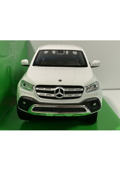 Mercedes Benz X Class 1/24 Ölçek Model Araba Beyaz