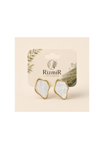 Beyaz Görünümlü Renk Geometrik Çivi Kadın Küpe Altın