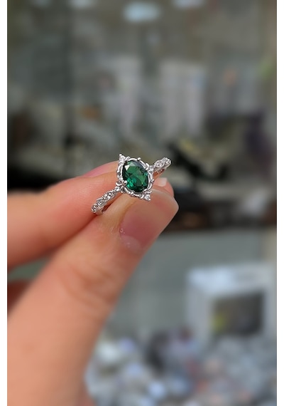 925 Ayar Gümüş Oval Kesim Yeşil Taşlı Vintage Tasarım Kadın Yüzük Gümüş